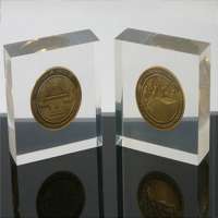 Wholesale Transparent Square glass plaque Acrylic Crystal Metal Commemorative Coin Embedment Award trophy design