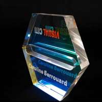 Customize Clear Hexagon Acrylic Award Plexiglass Trophy for Souvenir